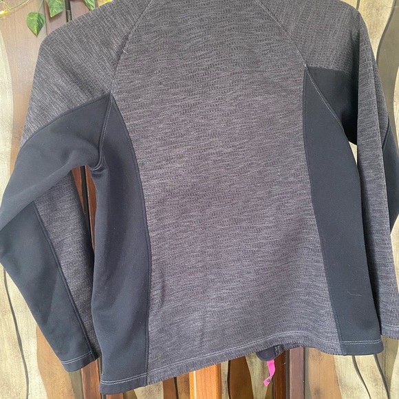 The North Face Girls Grey/black Jacket,size medium, 10/12 - Picture 6 of 6